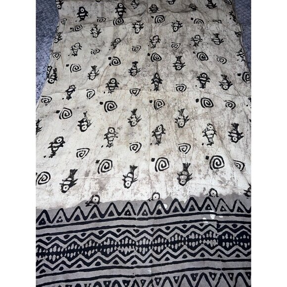 NWT ART STUDIO COMPANY Fish Design Gray Viscose Fringe Scarf - Picture 6 of 9